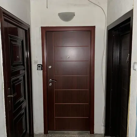 아파트 3 Min Walk To Balkan 스코페