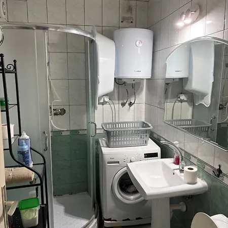 3 Min Walk To Balkan Apartment Skopje