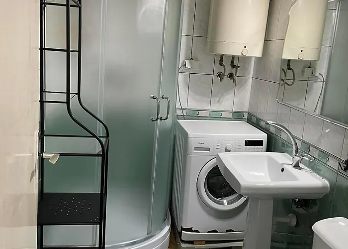 아파트 3 Min Walk To Balkan 스코페