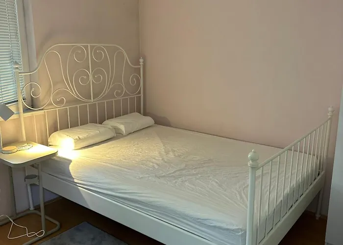 3 Min Walk To Balkan * 스코페