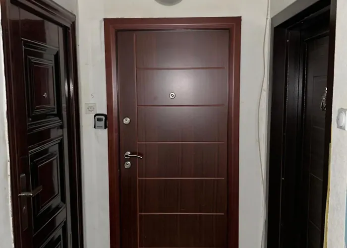 아파트 3 Min Walk To Balkan 스코페